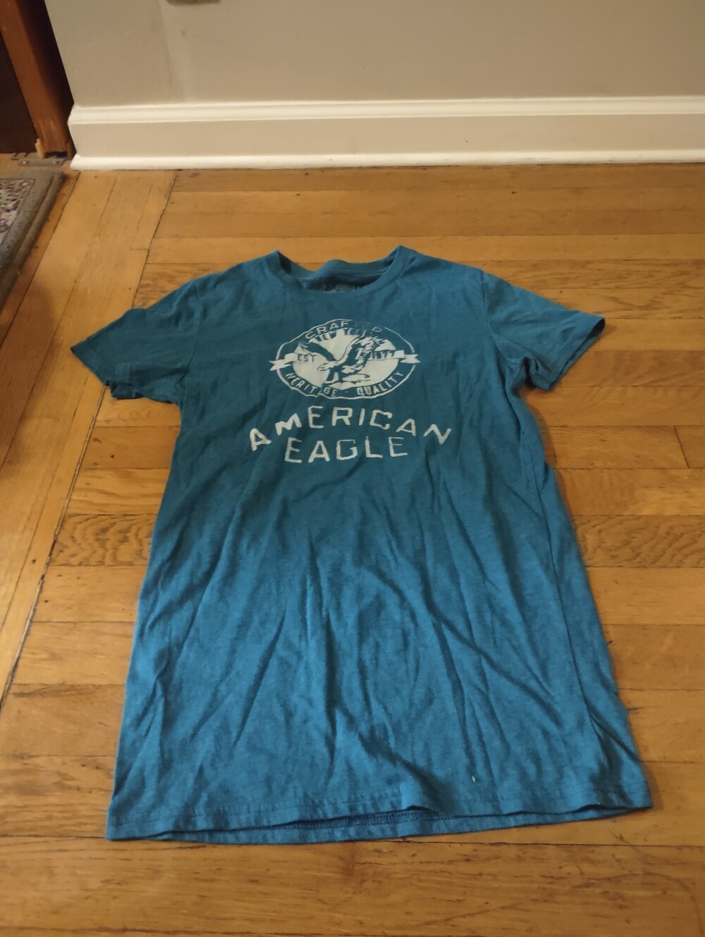 American Eagle Outfitters vintage y2k turquoise blue logo t-shirt Size XS